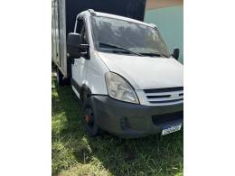 IVECO - DAILY - 2011/2012 - Branca - R$ 120.000,00